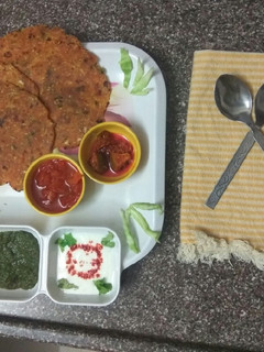 કોબીજના પરાઠા (Cabbage paratha recipe in Gujarati) રેસીપી મુખ્ય ફોટો