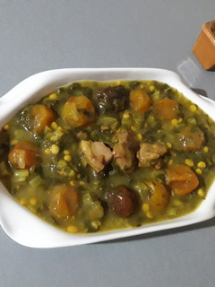 عکسی از دستور خورشت آلو اسفناج