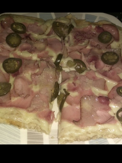 Una foto de Pizza de jalapeños