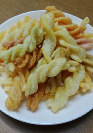Hình của món Snack nui chiên.