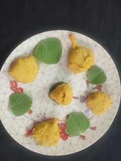 અજમા ના પાન ના પકોડા (Ajma Pan Pakora Recipe In Gujarati) રેસીપી મુખ્ય ફોટો