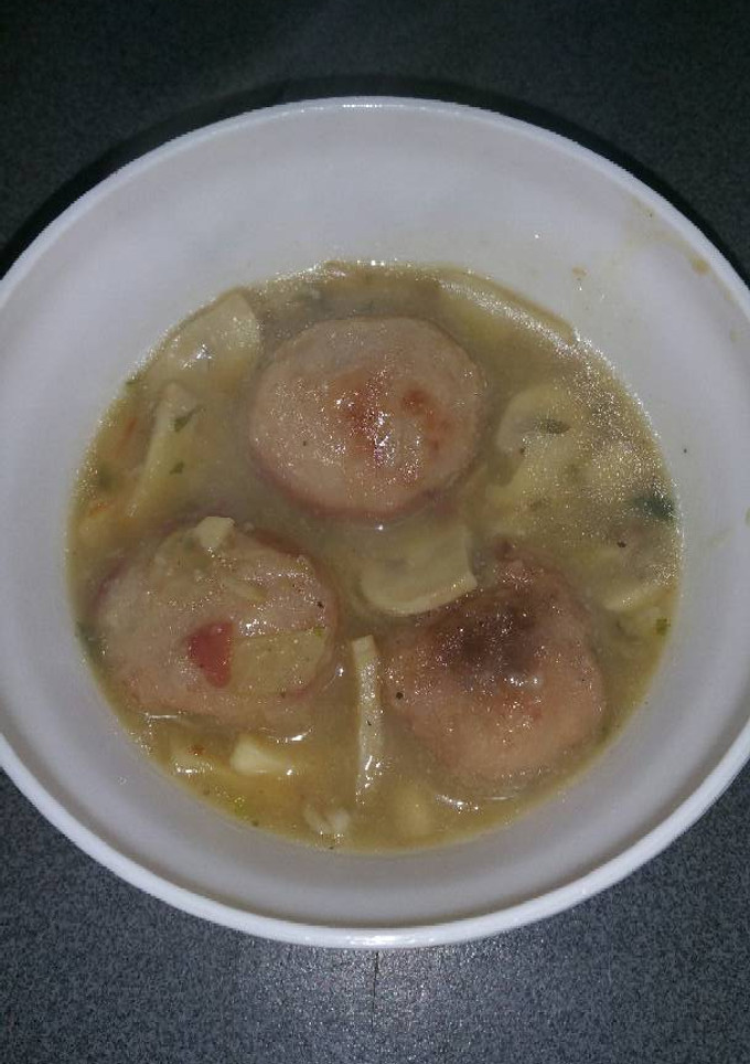 Una foto de Albóndigas de pollo con champiñones al vino blanco