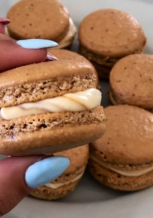 Una foto de Macarons de café