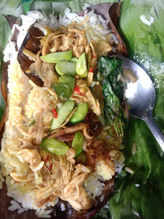 Foto resep Nasi bakar ayam suwir pete