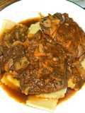 Carne a la Cacerola con Ravioles