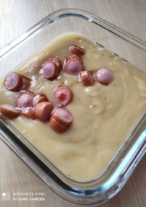 Sárgaborsó főzelék sült virslivel recept fotója