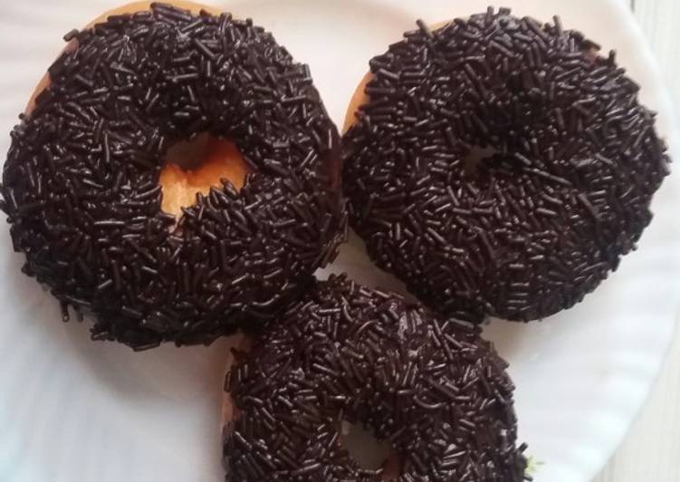 Donat toping dcc dan messes