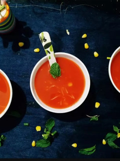 A picture of Italian vermicelli corn soup.