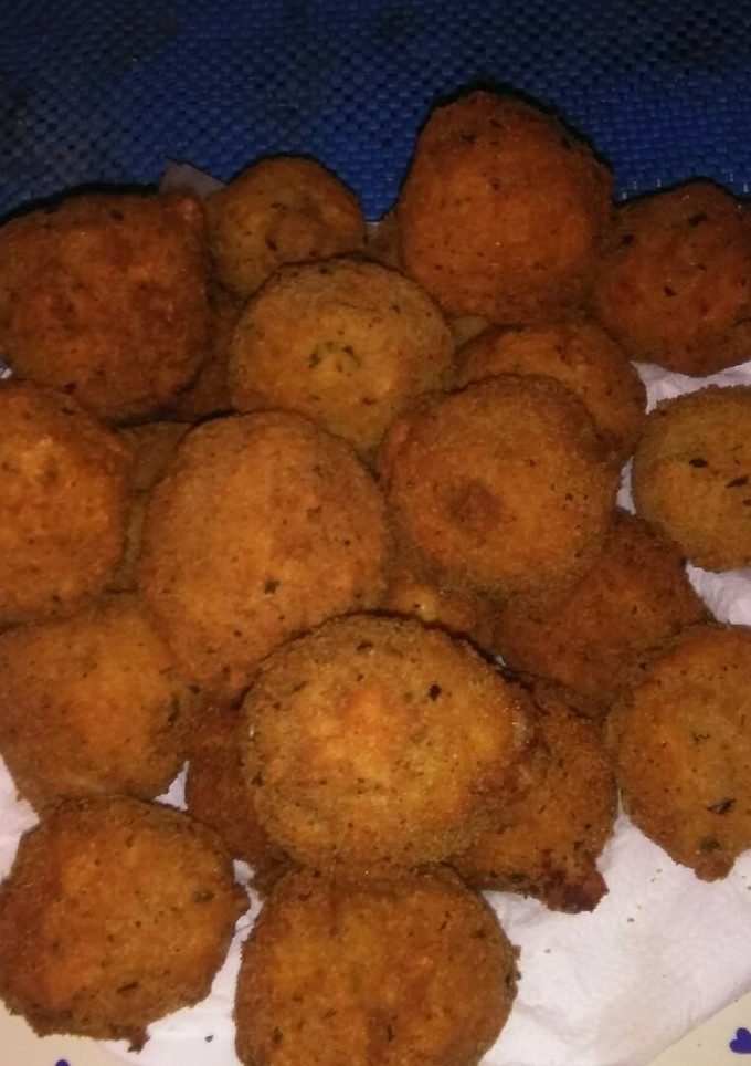 Una foto de Croquetas caseras de carne picada y jamón dulce
