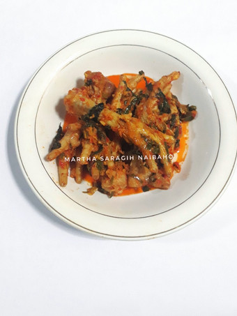 Bagaimana Menyiapkan Ceker Woku Rica yang Lezat