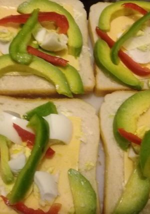 A picture of Green sandwich.