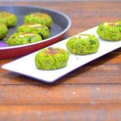A picture of Matar Makhana Tikki.