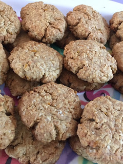 Una foto de Cookies de avena y naranja