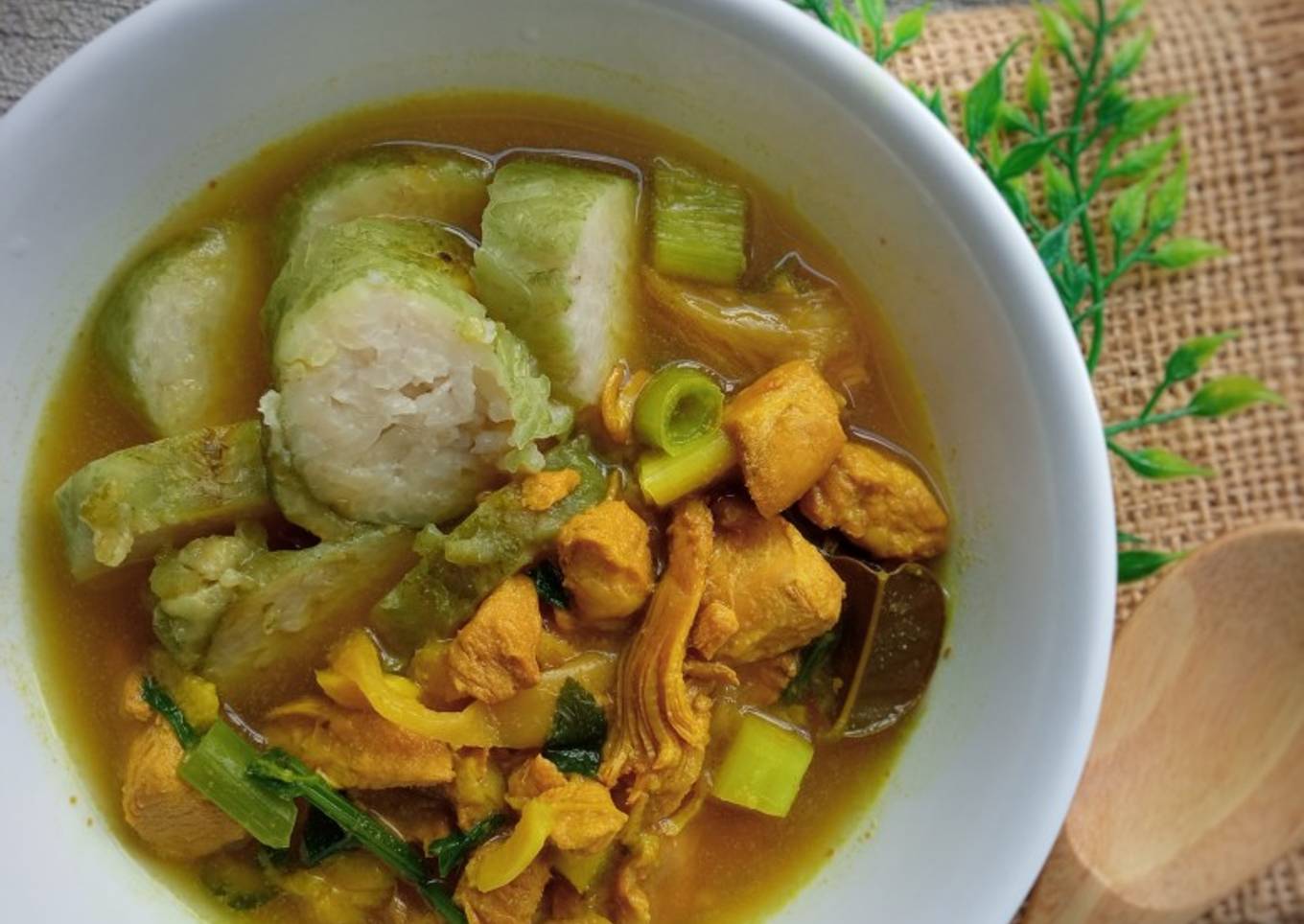 Soto Ayam Bening Bumbu Simpel