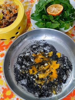 عکسی از دستور تخم مرغ و سیاه دانه (صبحانه ی مقوی)