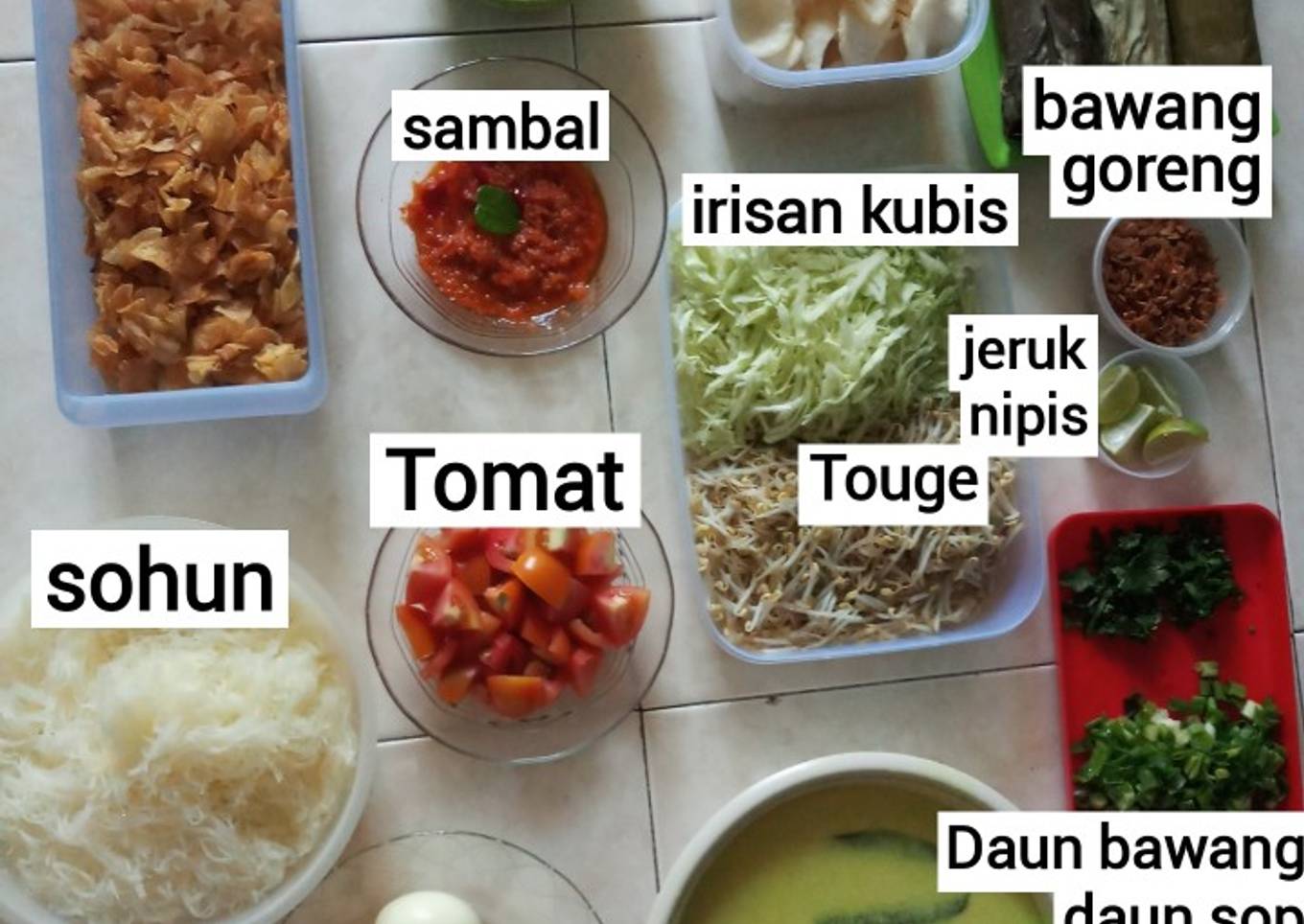 Soto ayam kuah santan kroya