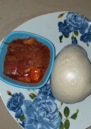 A picture of Stew with fish.
