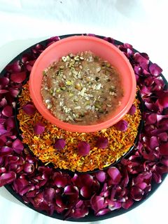 ઢીલું હલવાસન (Soft Halwasan Recipe In Gujarati) રેસીપી મુખ્ય ફોટો