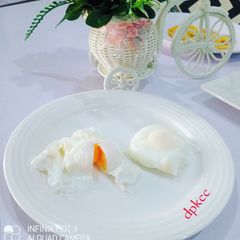 A picture of Poached eggs.