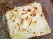 A picture of amul butter