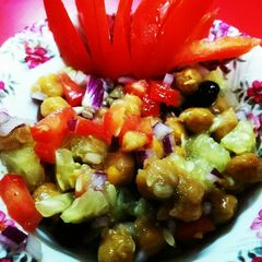Chickpeas salad A picture of Chickpeas salad.
