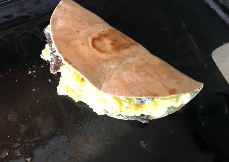 Gyro feta omelette tortilla Gyro feta omelette tortilla