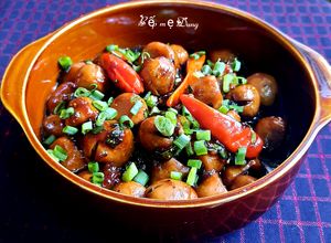 Hình của món Nấm rơm kho.