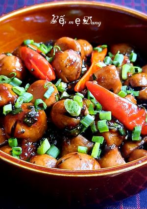 Hình của món Nấm rơm kho.