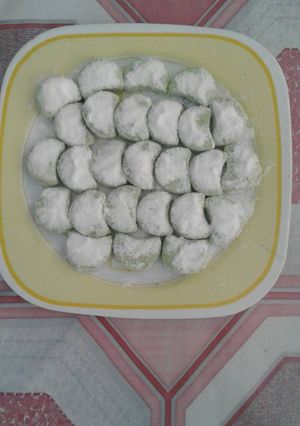 Foto resep Kue Putri Salju nyeess