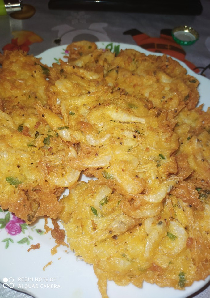 Una foto de Tortillas de camarones del Guadalquivir