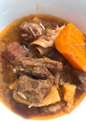 Hình của món Bò kho nấu nhanh bằng nồi áp suất.