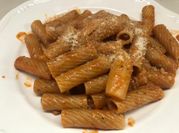 Una foto de pastas gourmet