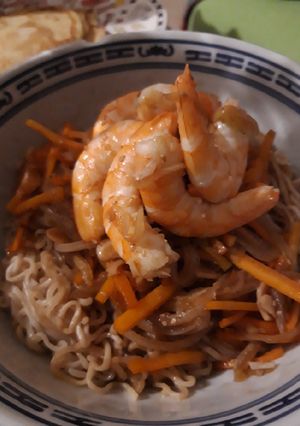 Une photo de Sauté de nouilles aux crevettes