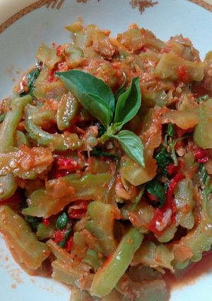 Foto resep Oseng Pare Pedas Wangi