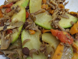 Wok de verduras con pasas