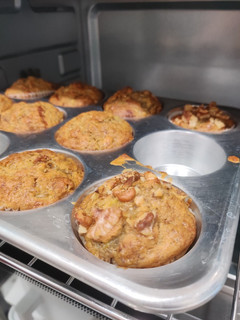 A picture of Banana Muffins.