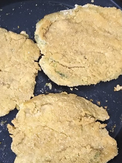 Una foto de Milanesa de berenjena Entera ahumada!! Riquísima!