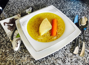 Különleges marhahúsleves recept fotója