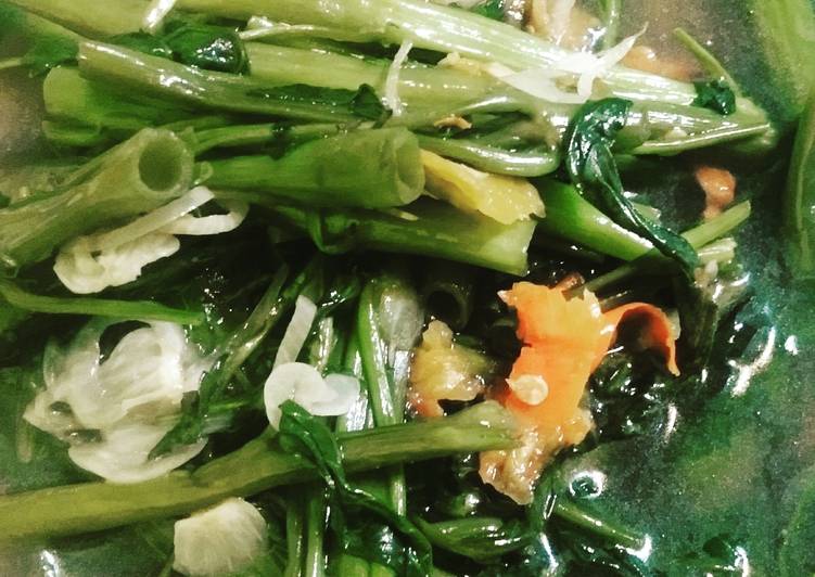Resep Tumis sayur kangkung ala restoran seafood yang Enak Banget