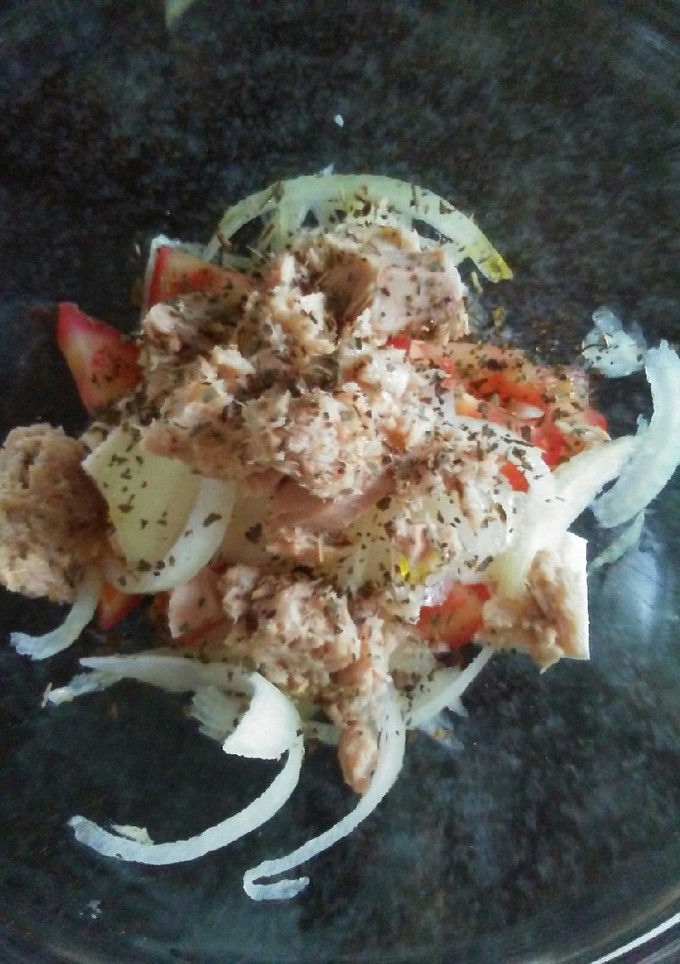 Una foto de Ensalada de atún