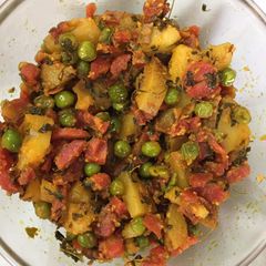 A picture of Gajar Methi Matar Aloo ki sabzi.