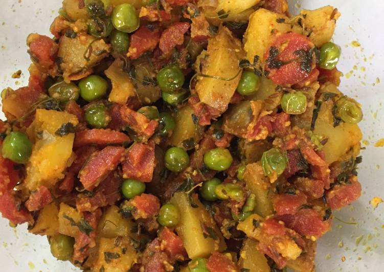 Recipe of Perfect Gajar Methi Matar Aloo ki sabzi