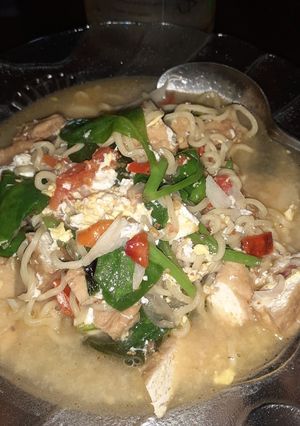 Foto resep Mie tektek komplit (indomie)