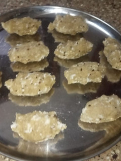 அவல் கொழுக்கட்டை(Aval kolukattai recipe in tamil) செய்முறை முக்கிய புகைப்படம்