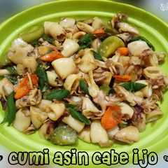 Cumi Asin Cabe Ijo রেসিপির প্রধান ছবি