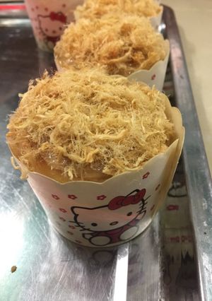 Hình của món Bông lan chà bông & sốt dầu trứng.