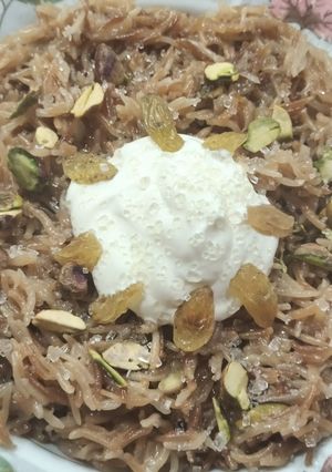 A picture of Pottay wali sawayain.