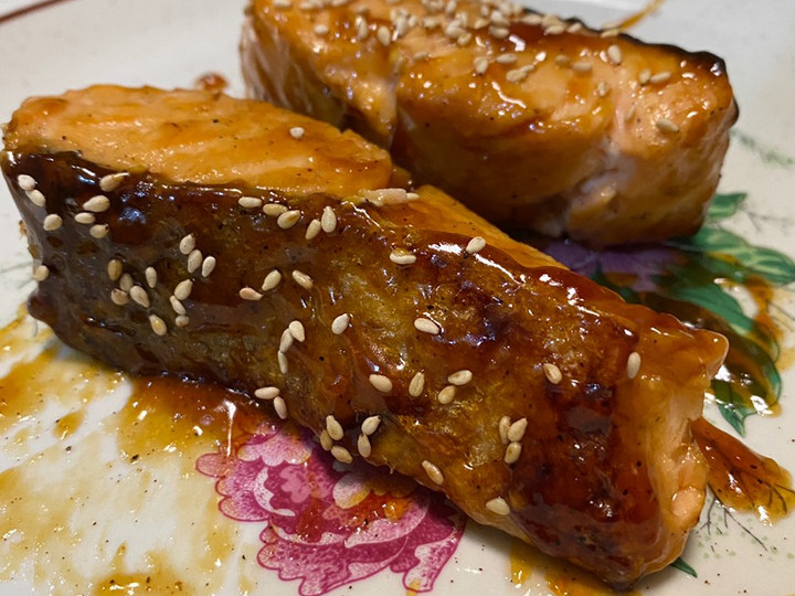 Wajib coba! Bagaimana cara membuat Salmon Dengan Saus Teriyaki Homemade + madu glaze dijamin enak