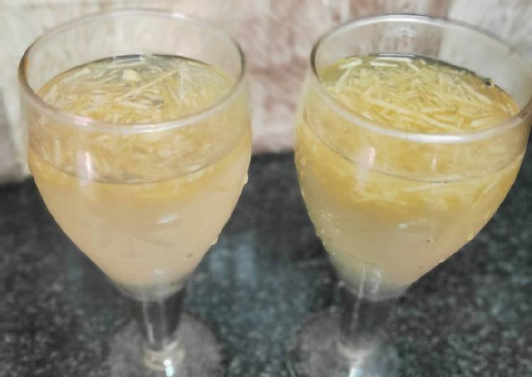 Recipe of Ultimate Lemon juice with apple