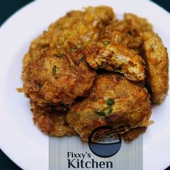 A picture of Vegetable chicken cutlet.